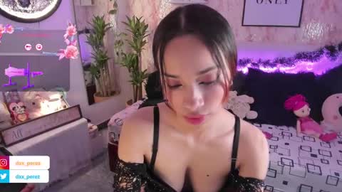 Snapshot of nataly_29 chatting on 12/28/24, 03:26 MissNatis online show from 12/28/24, 03:26