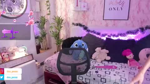 Snapshot of nataly_29 chatting on 12/28/24, 06:28 MissNatis online show from 12/28/24, 06:28