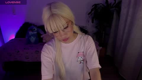 Snapshot of nataly_29 chatting on 11/09/25, 01:37 MissNatis online show from 11/09/25, 01:37