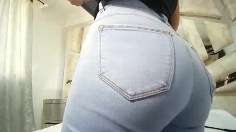 Natalye foster online show from 12/04/24, 07:34