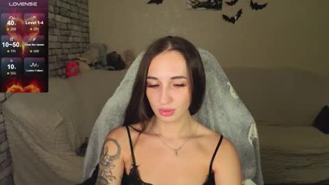 Nataly online show from 10/29/25, 10:11