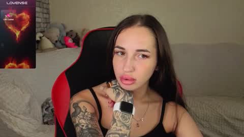 Nataly online show from 11/19/25, 06:57