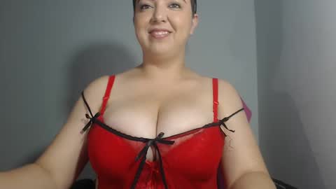 Snapshot of natasha9_ chatting on 02/26/25, 11:59 NATTY online show from 02/26/25, 11:59