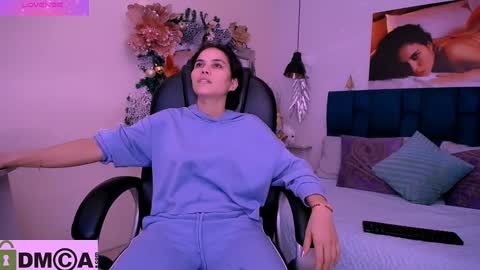 natasha online show from 12/30/24, 12:42