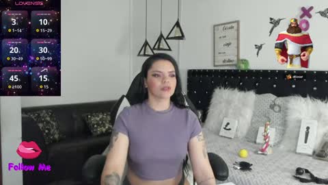 Snapshot of natasha__logan chatting on 12/27/24, 08:45 Natasha online show from 12/27/24, 08:45