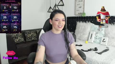 Snapshot of natasha__logan chatting on 01/17/25, 05:32 Natasha online show from 01/17/25, 05:32