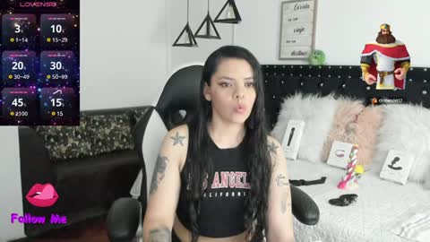 Snapshot of natasha__logan chatting on 02/08/25, 04:57 Natasha online show from 02/08/25, 04:57