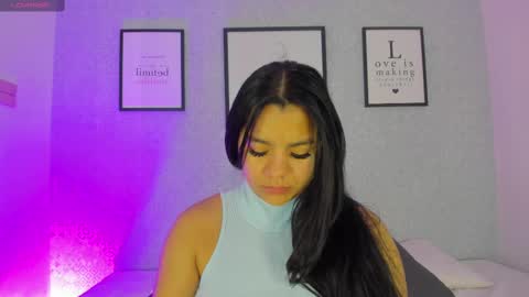  Natasha  online show from 03/05/25, 10:55