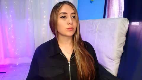 Snapshot of natasha_peach_ chatting on 09/09/25, 10:31 Natasha online show from 09/09/25, 10:31