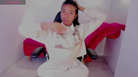 Snapshot of natasha_smith_ws chatting on 02/14/25, 04:52 Natasha  online show from 02/14/25, 04:52
