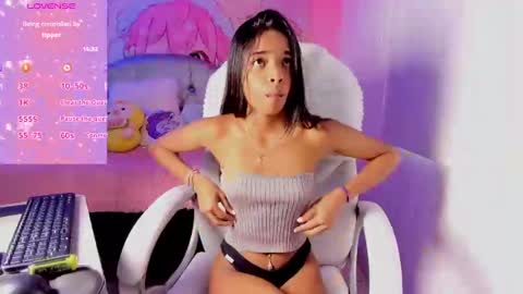 Snapshot of natasha_smith_ws chatting on 03/01/25, 09:59 Natasha  online show from 03/01/25, 09:59