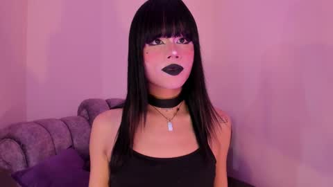 Natahsa  online show from 11/18/25, 08:08