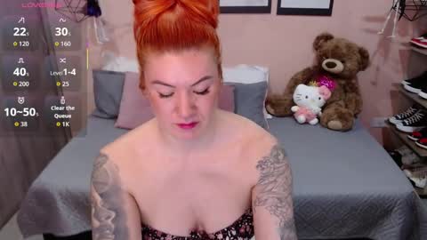 Nat online show from 10/31/25, 01:17