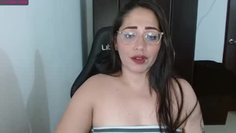 Natasha Smithe  online show from 12/10/24, 02:59