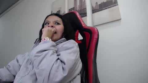 Snapshot of natashax_hot chatting on 11/19/25, 06:19 Natashax online show from 11/19/25, 06:19