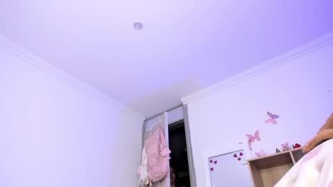 Snapshot of natasna1 chatting on 02/27/25, 07:55 Natasha Independent model online show from 02/27/25, 07:55
