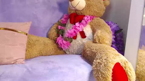 nathalia online show from 10/23/25, 02:55