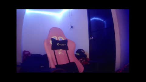 Snapshot of nath_hotboy666 chatting on 10/11/25, 04:33 nath_hotboy666 online show from 10/11/25, 04:33