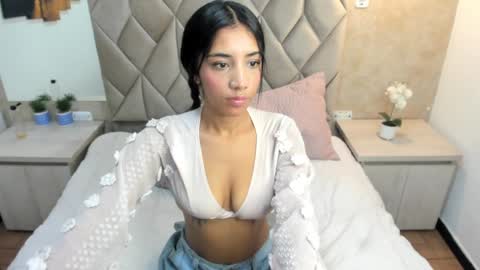 Snapshot of nath_quim chatting on 01/28/25, 11:17 NATH QUIM online show from 01/28/25, 11:17