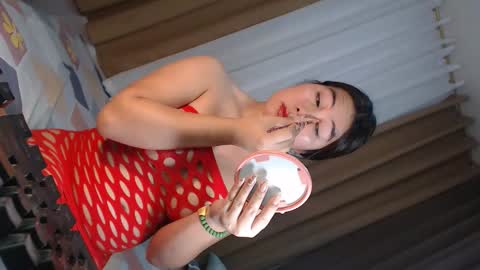 Queen Marga online show from 10/21/25, 02:01