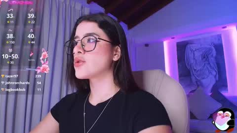 Snapshot of nathalie_rivers chatting on 02/19/25, 07:17 NATHALIE online show from 02/19/25, 07:17