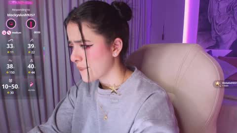 Snapshot of nathalie_rivers chatting on 03/12/25, 03:24 NATHALIE online show from 03/12/25, 03:24