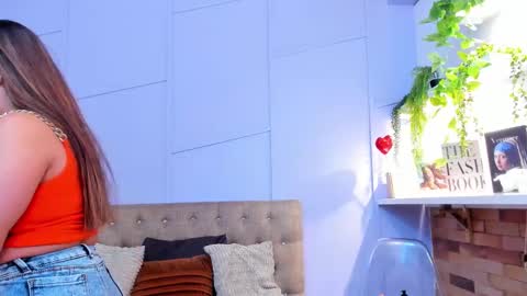 Snapshot of nathalie_rossel chatting on 10/11/25, 06:50 nathalie rossel online show from 10/11/25, 06:50