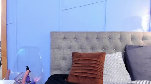 Snapshot of nathalie_rossel chatting on 10/23/25, 10:30 nathalie rossel online show from 10/23/25, 10:30