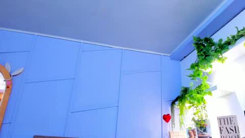 Snapshot of nathalie_rossel chatting on 10/27/25, 07:07 nathalie rossel online show from 10/27/25, 07:07