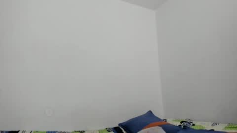 Snapshot of nathaly_love96 chatting on 01/07/25, 10:52 Nathaly online show from 01/07/25, 10:52