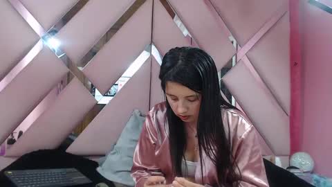 Snapshot of nathaly_sweet23 chatting on 12/12/24, 09:08 Nathaly sweet online show from 12/12/24, 09:08