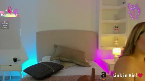 NATHALY  online show from 10/14/25, 10:38