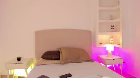 NATHALY  online show from 11/19/25, 10:37