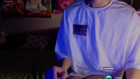 N A T H AN online show from 10/18/25, 09:59