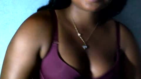 Snapshot of nathy02 chatting on 01/15/25, 05:40 Nathy online show from 01/15/25, 05:40