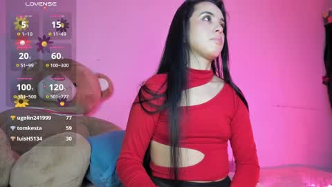 Snapshot of nathy_8 chatting on 01/16/25, 10:32 Nathalia online show from 01/16/25, 10:32