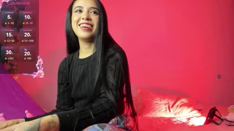 Snapshot of nathy_8 chatting on 10/23/25, 02:22 Nathalia online show from 10/23/25, 02:22