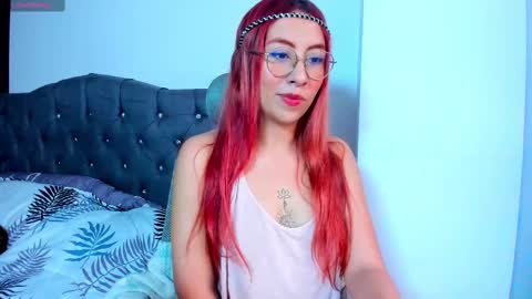 Snapshot of natt15 chatting on 03/05/25, 09:04 Natalia online show from 03/05/25, 09:04