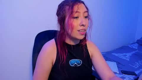 Natalia online show from 10/17/25, 07:38