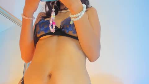 Snapshot of natt_scott chatting on 09/12/25, 04:01 natt_scott online show from 09/12/25, 04:01