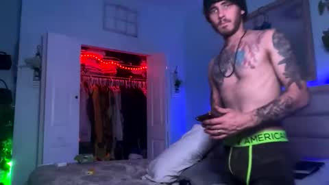 nature_boiii online show from 11/22/25, 04:33