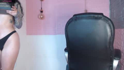 Snapshot of natuxxa chatting on 01/21/25, 07:58 natuxxa online show from 01/21/25, 07:58