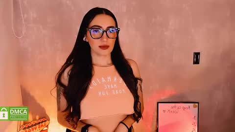 Snapshot of natval_ chatting on 12/06/24, 11:00 Natalia Valeria online show from 12/06/24, 11:00