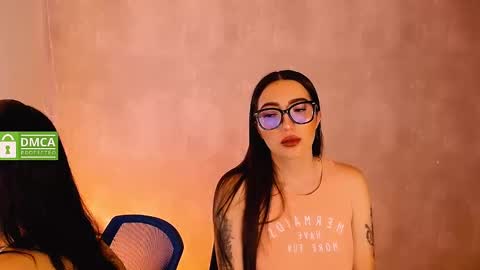 Snapshot of natval_ chatting on 12/11/24, 10:58 Natalia Valeria online show from 12/11/24, 10:58