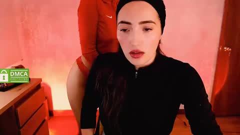 Snapshot of natval_ chatting on 12/14/24, 08:29 Natalia Valeria online show from 12/14/24, 08:29