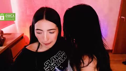 Snapshot of natval_ chatting on 12/16/24, 01:00 Natalia Valeria online show from 12/16/24, 01:00