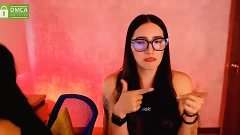 Snapshot of natval_ chatting on 01/07/25, 11:26 Natalia Valeria online show from 01/07/25, 11:26