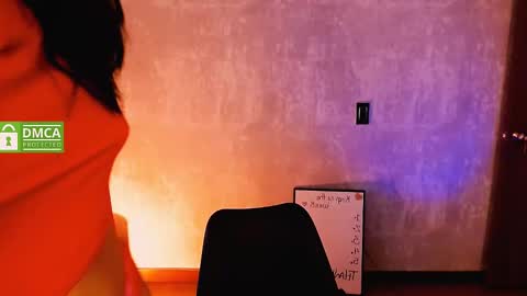 Snapshot of natval_ chatting on 01/21/25, 10:30 Natalia Valeria online show from 01/21/25, 10:30