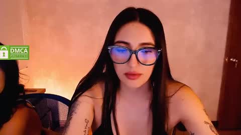 Snapshot of natval_ chatting on 02/04/25, 08:06 Natalia Valeria online show from 02/04/25, 08:06