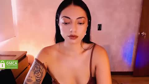 Snapshot of natval_ chatting on 02/08/25, 02:05 Natalia Valeria online show from 02/08/25, 02:05